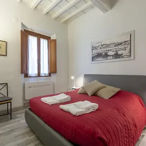 Ponte Vecchio's Nest Apartamento