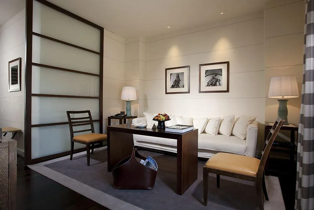 Gallery Hotel Art - Lungarno Collection Florencia 4*,  Italia