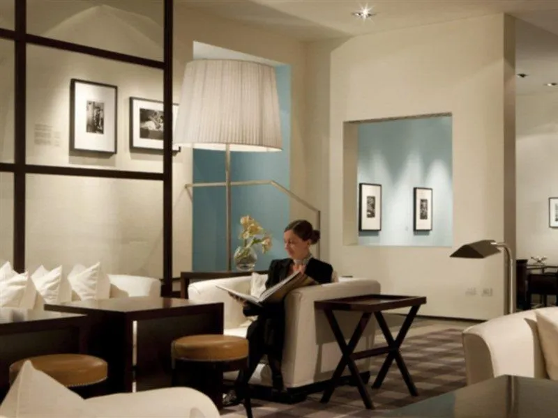 Gallery Hotel Art - Lungarno Collection Флоренция