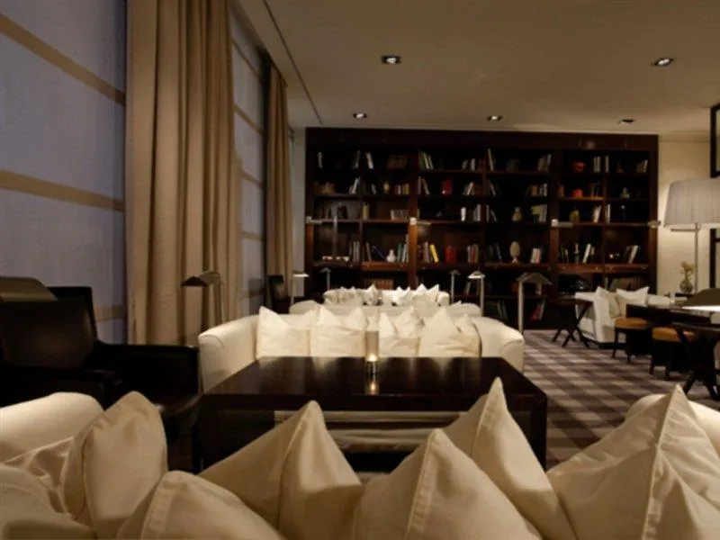 Gallery Hotel Art - Lungarno Collection Флоренция